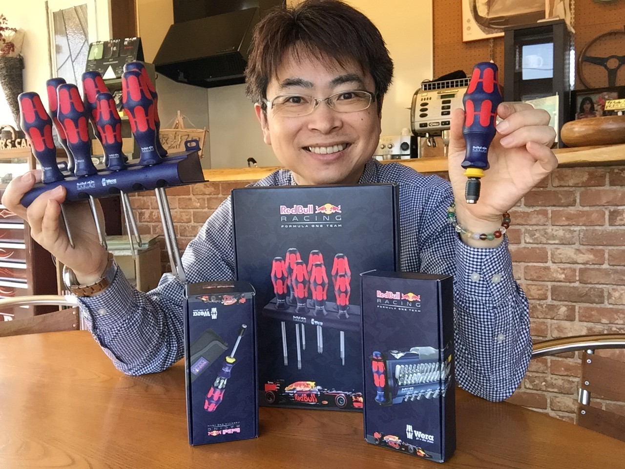 WERAとRedBullのダブルネーム限定品！ - ☆工具屋てっちゃんの工具ブログ！