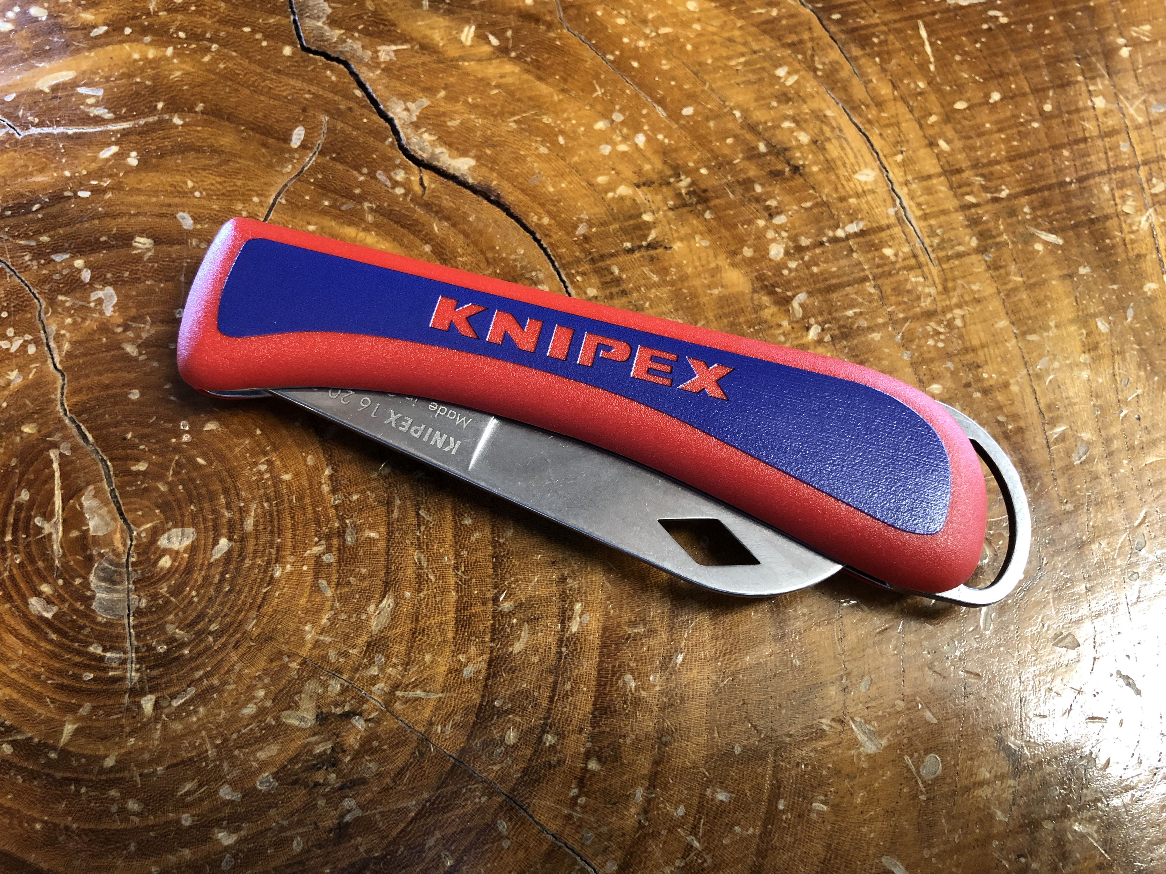 電気関連の方へ！KNIPEXの電工ナイフですよ！ - ☆工具屋てっちゃんの