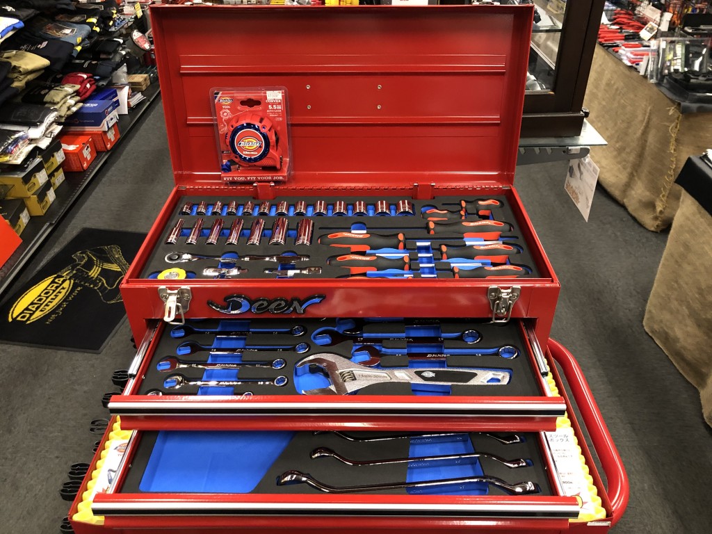 この価格でこの内容は十分！ディッキーズの工具セット！ - ☆工具屋 