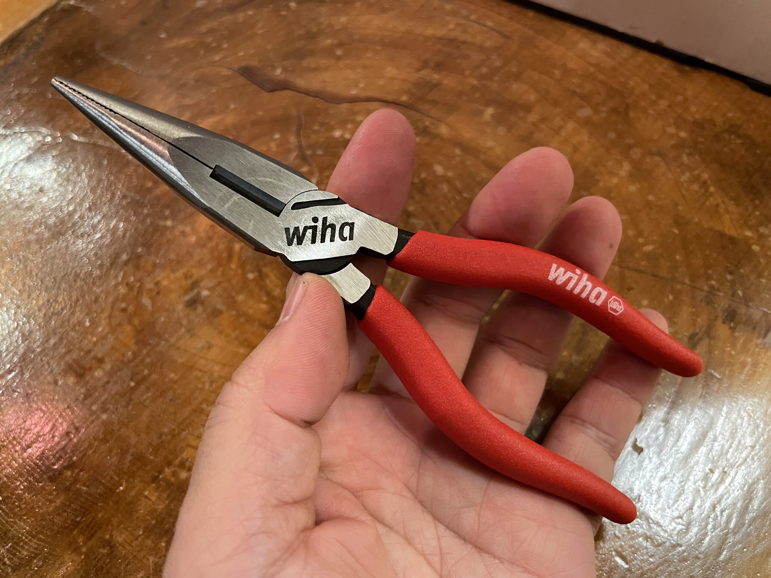 WIHAのラジペンチはつかみ面に特徴があります！ - ☆工具屋てっちゃん 