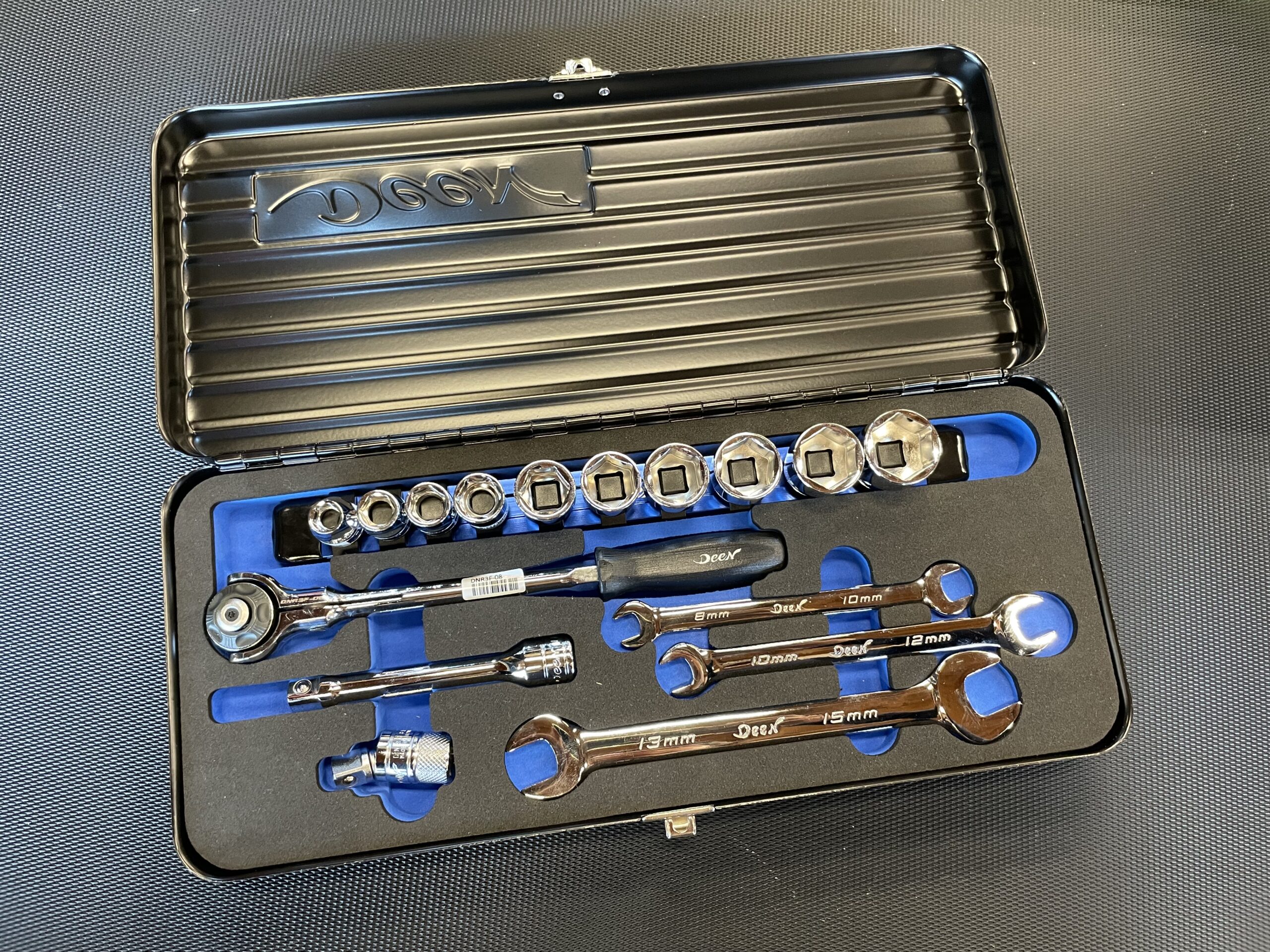 DEEN EUROCARバージョン 工具セット - ☆工具屋てっちゃんの工具ブログ！