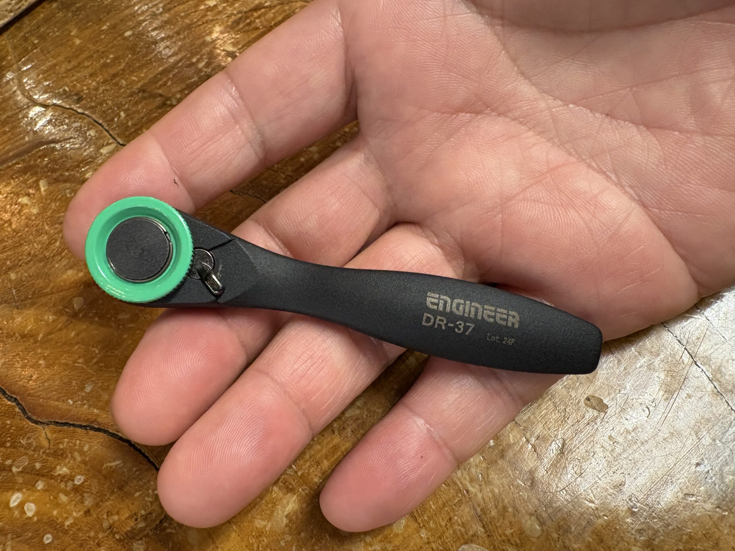 小さいけど、しっかり頼れるヤツ。エンジニア「DR-37」ラチェット