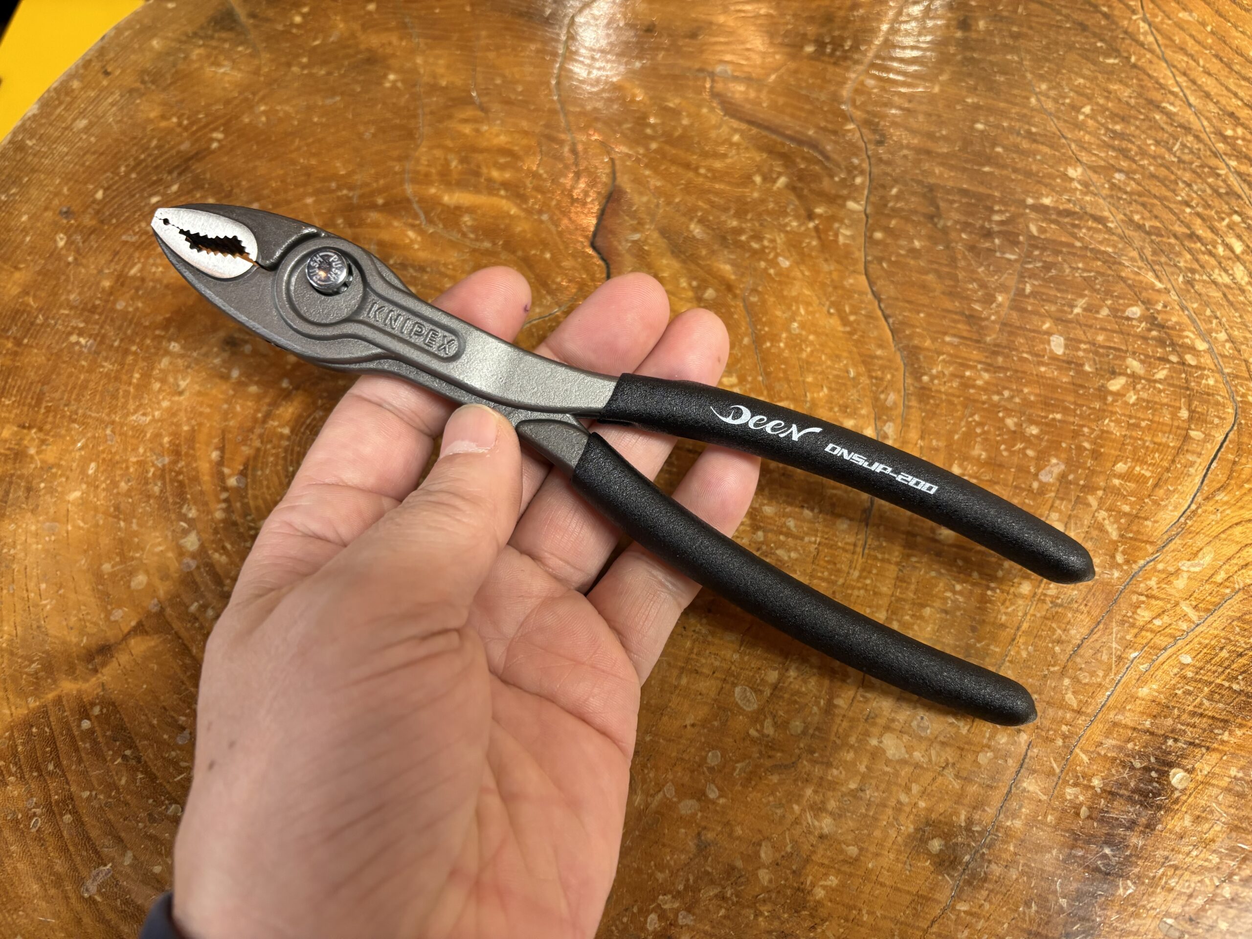 テナービフ出品 これは嬉しい！KNIPEXが作ったDEENのスリップジョイントプライヤー