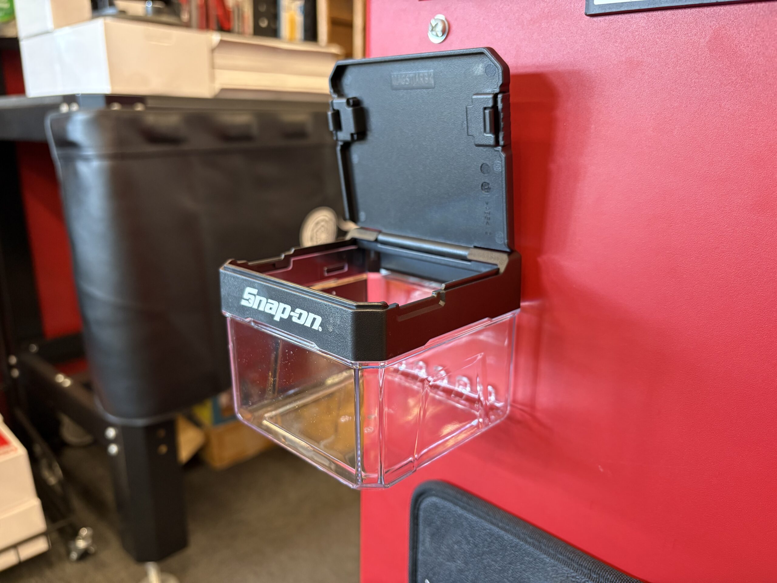 作業中の小物管理が一気に快適に。Snap-on「Magnetic Parts Jar