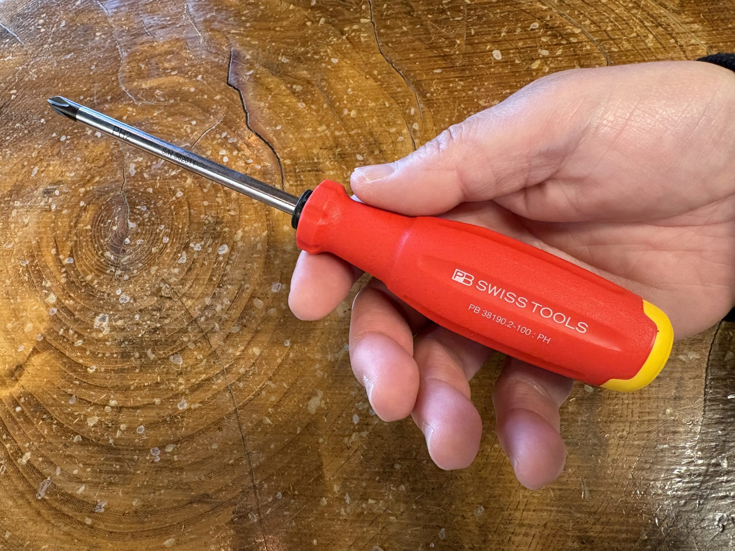 PBが本気で作った“次世代グリップ” SwissGrip Evo - ☆工具屋