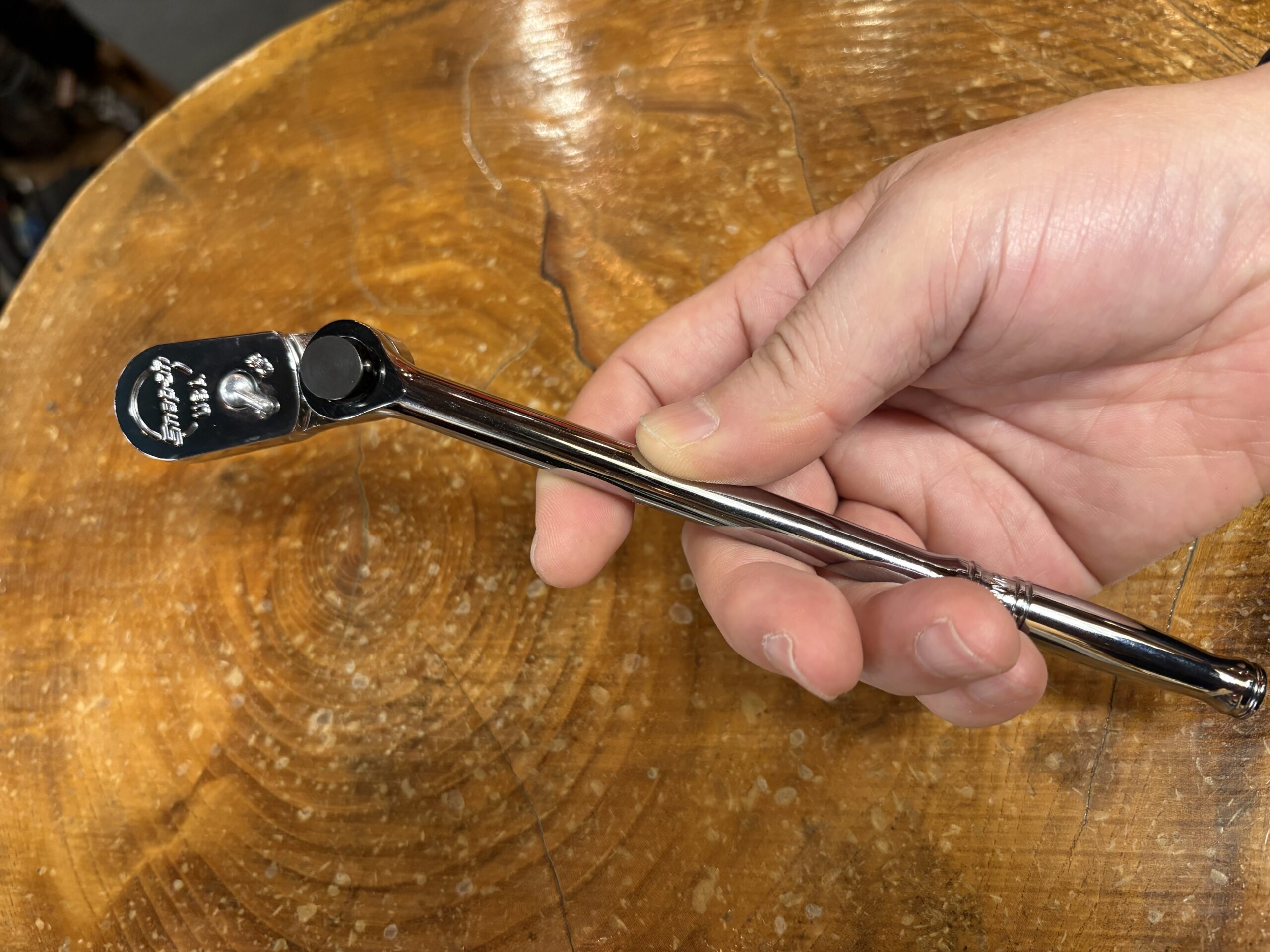 3in1で使えるSNAP-ONの1/4sqマルチポジションラチェットT72MP - ☆工具